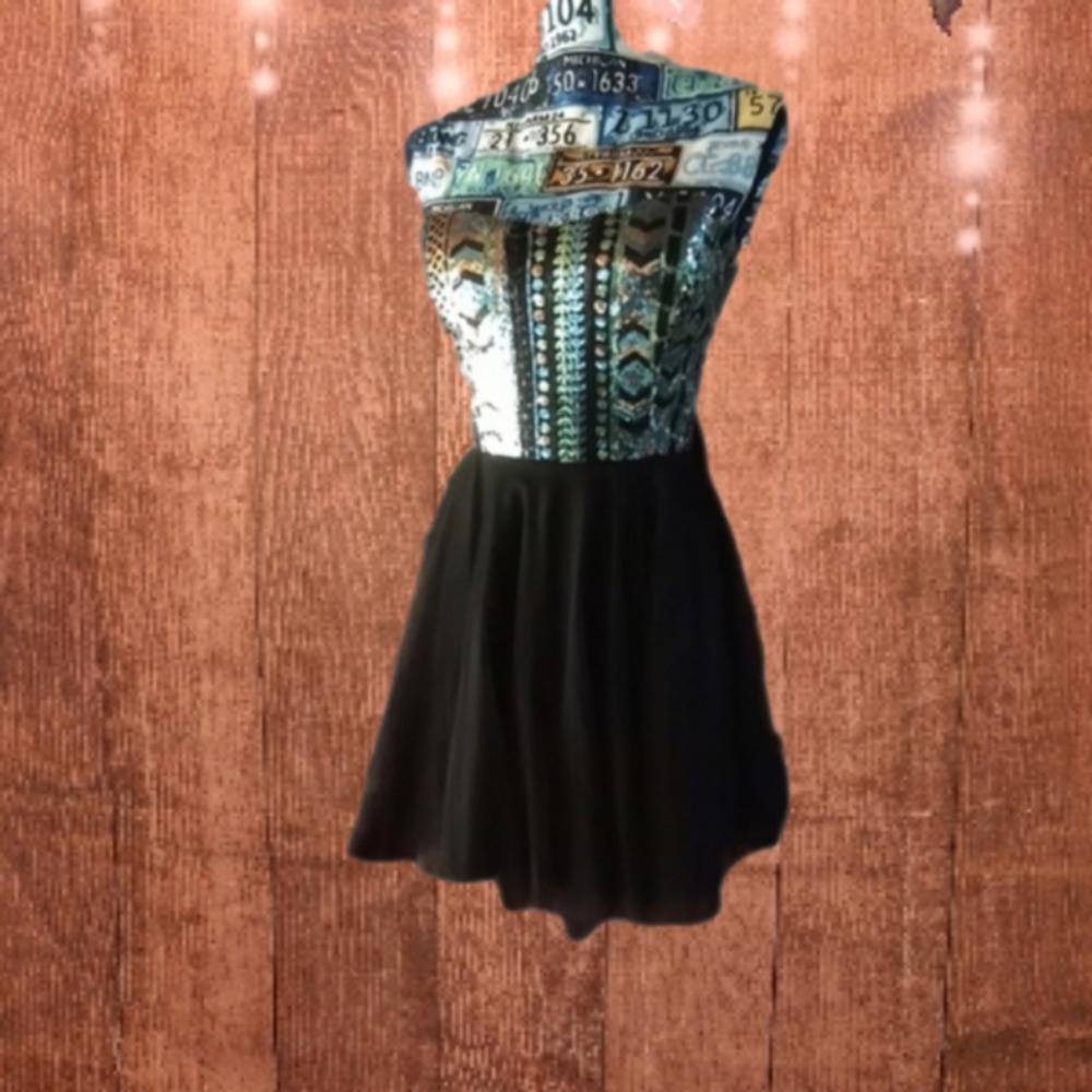 STRAPLESS sequined top dress Teeze Me Strapless/Dresses, Size 3J for Wo